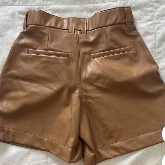 Tan vegan leather shorts - Picture 2 of 3
